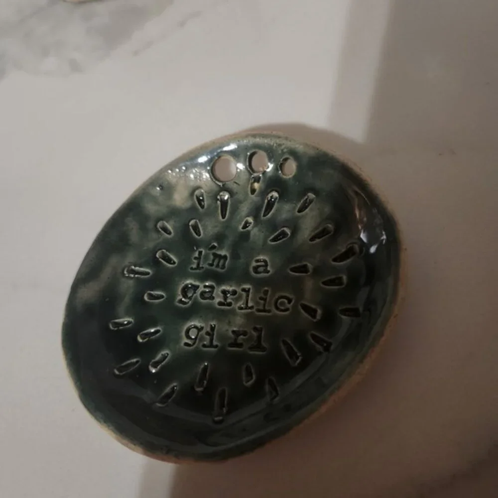 Handmade Ceramic Garlic decor and ‎ 